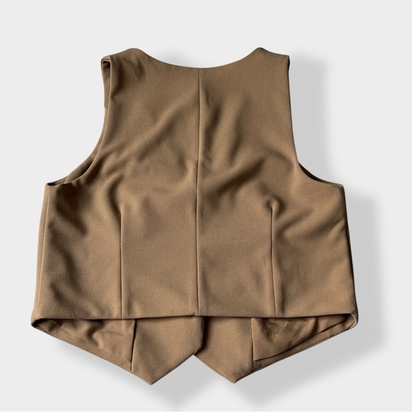 Cupcakes and Cashmere Camel Vest Tailored Layering Piece Preppy Minimalist Style - Picture 10 of 12